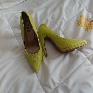 Size 7 womans heels
